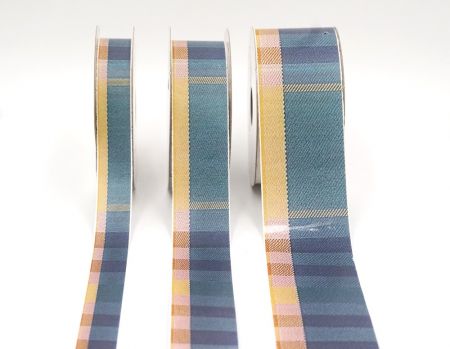 Elegantes Türkis und Gelbes Karoband_AI